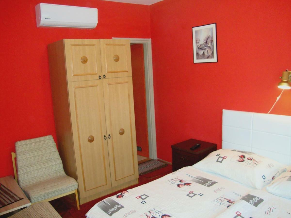 Gyöngyvirág Vendégház Balatonboglár Exterior foto
